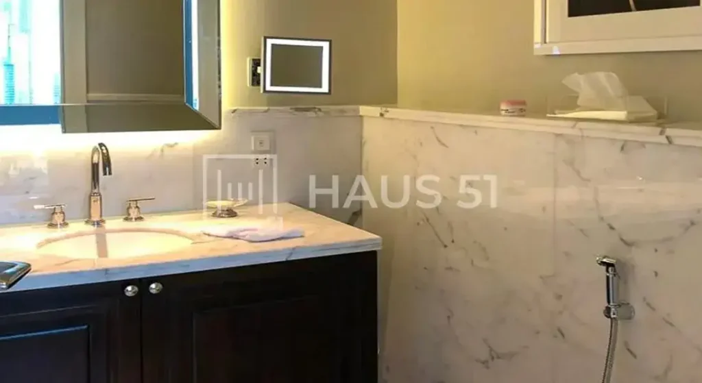 Apartment In The Address Blvd Sky Collection