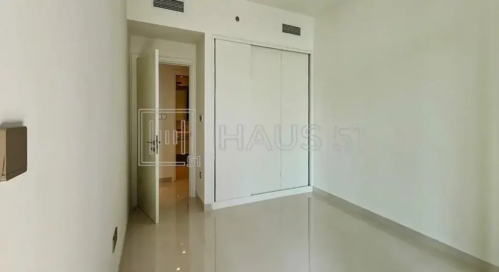 apartment for sale in beach front vista