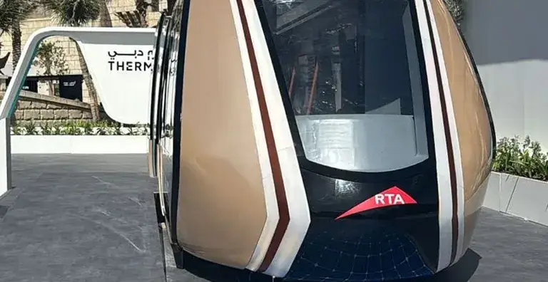 Dubai Solar-Powered Railbus