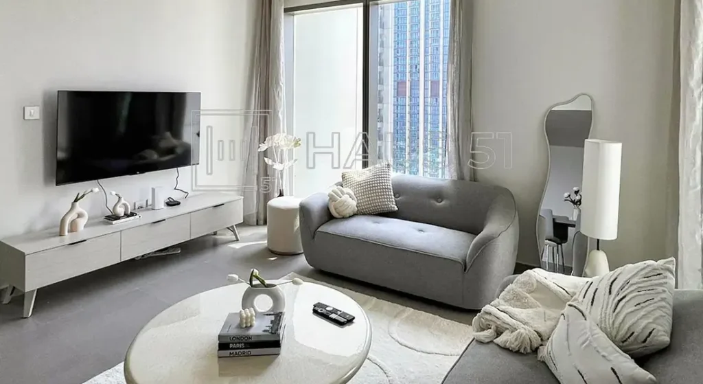 Apartment for Rent in Downtown Views II