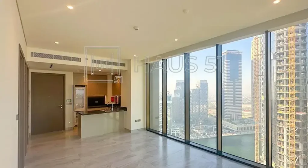 Apartment for Rent in Peninsula Five-1