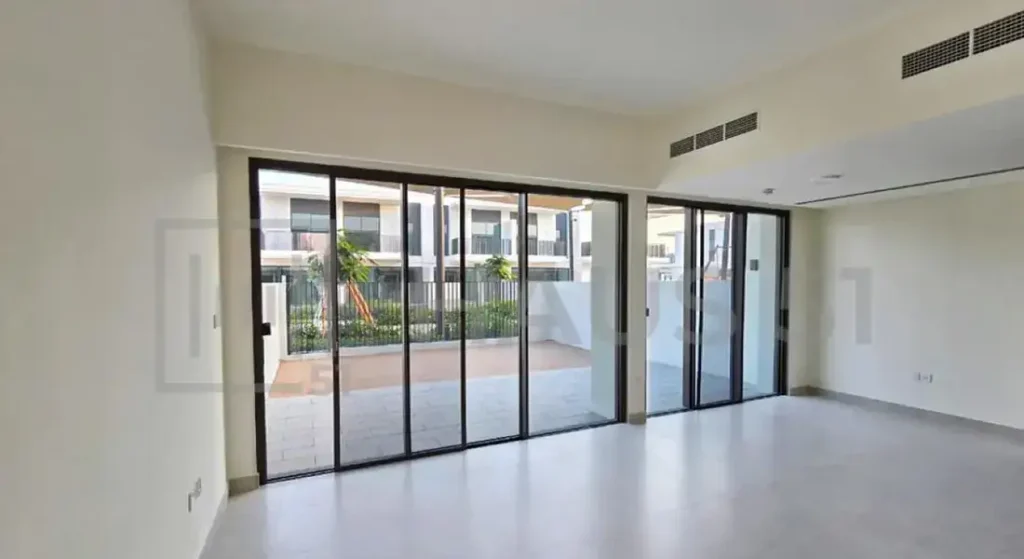 Villa For Rent In Orania The Valley-Aziz-4