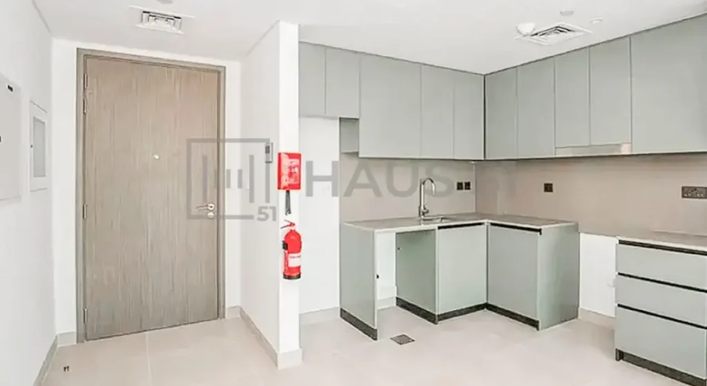 Apartment for rent in Myrtle Central Park-4