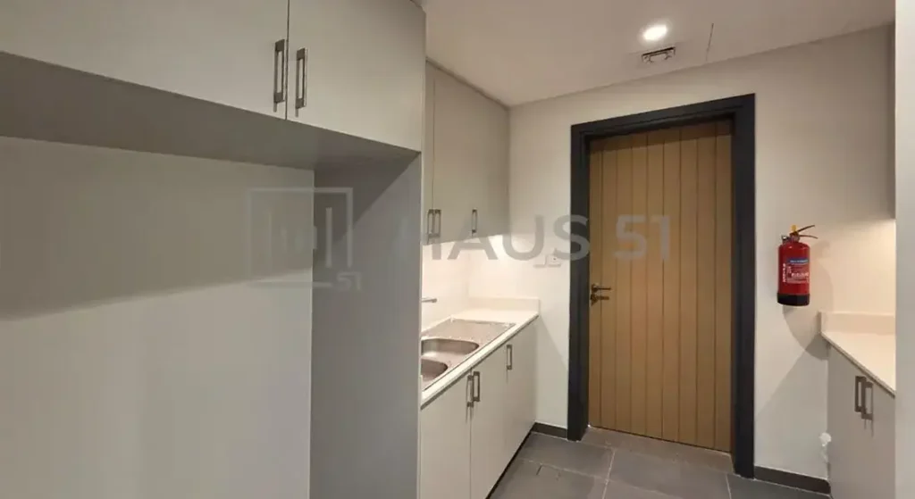 VILLA FOR RENT IN JUNE-9