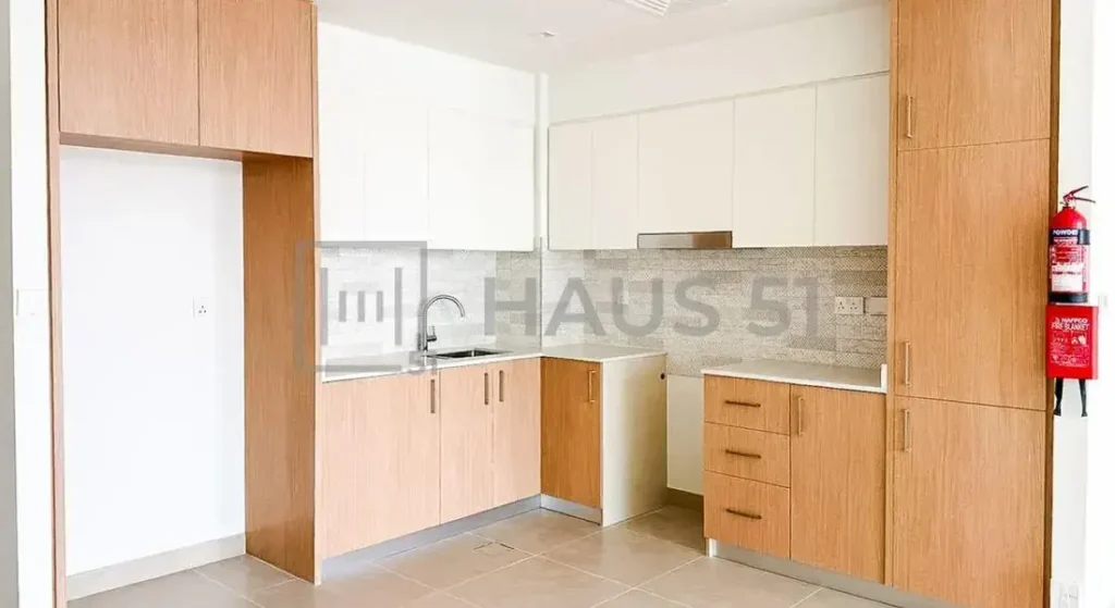 Apartment for Sale in Seagate Building 1-4