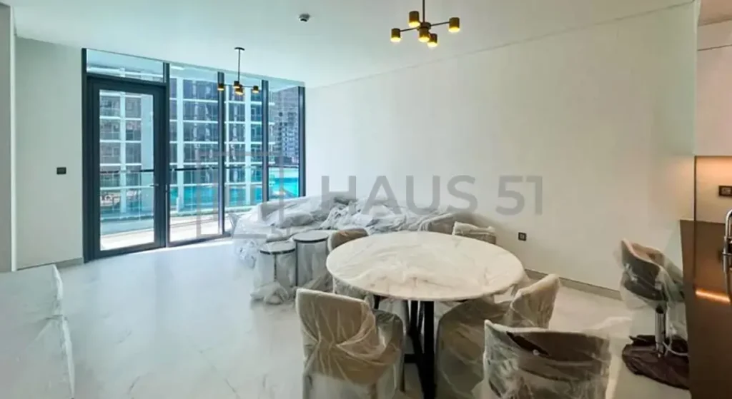 District-One-MBR-sale-lulu-3